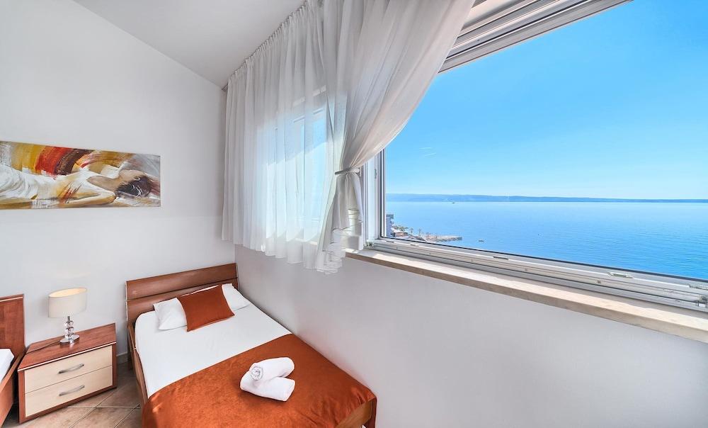 Stipe Apartment *